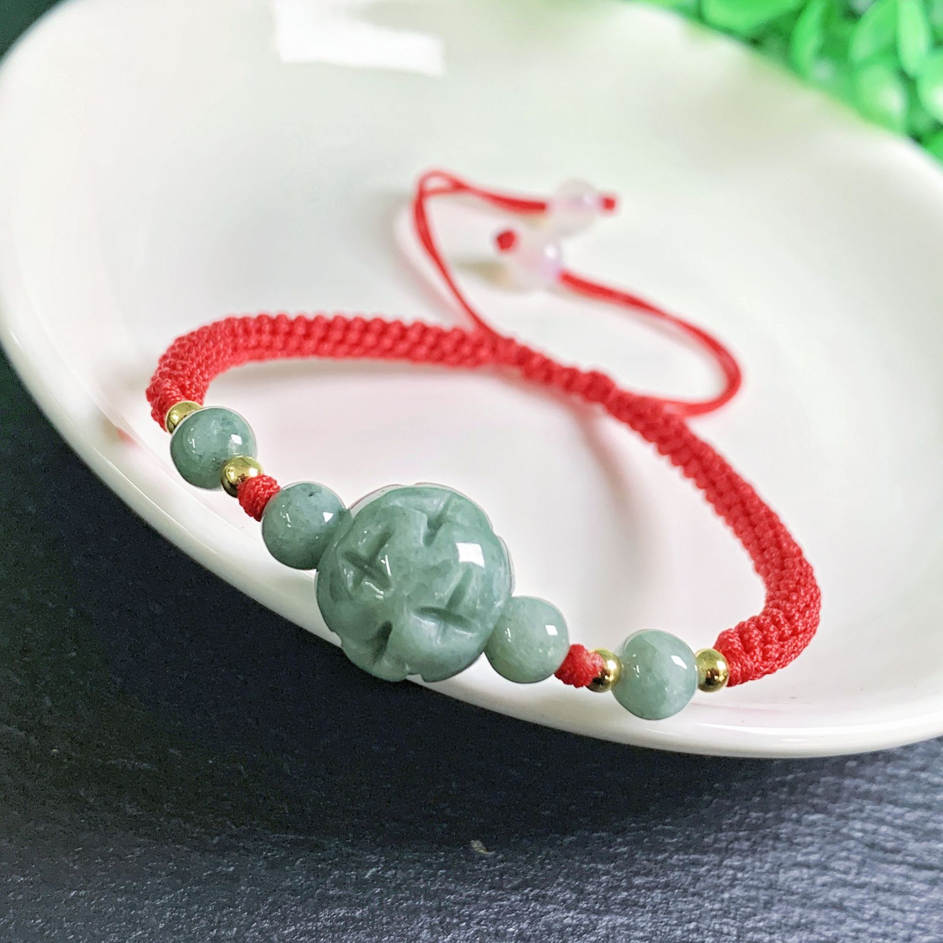 Beading - ミャンマー翡翠彫刻ビーズブレスレット天然ビルマ翡翠本物の宝石チャームお守りバングル女性への贈り物お守り