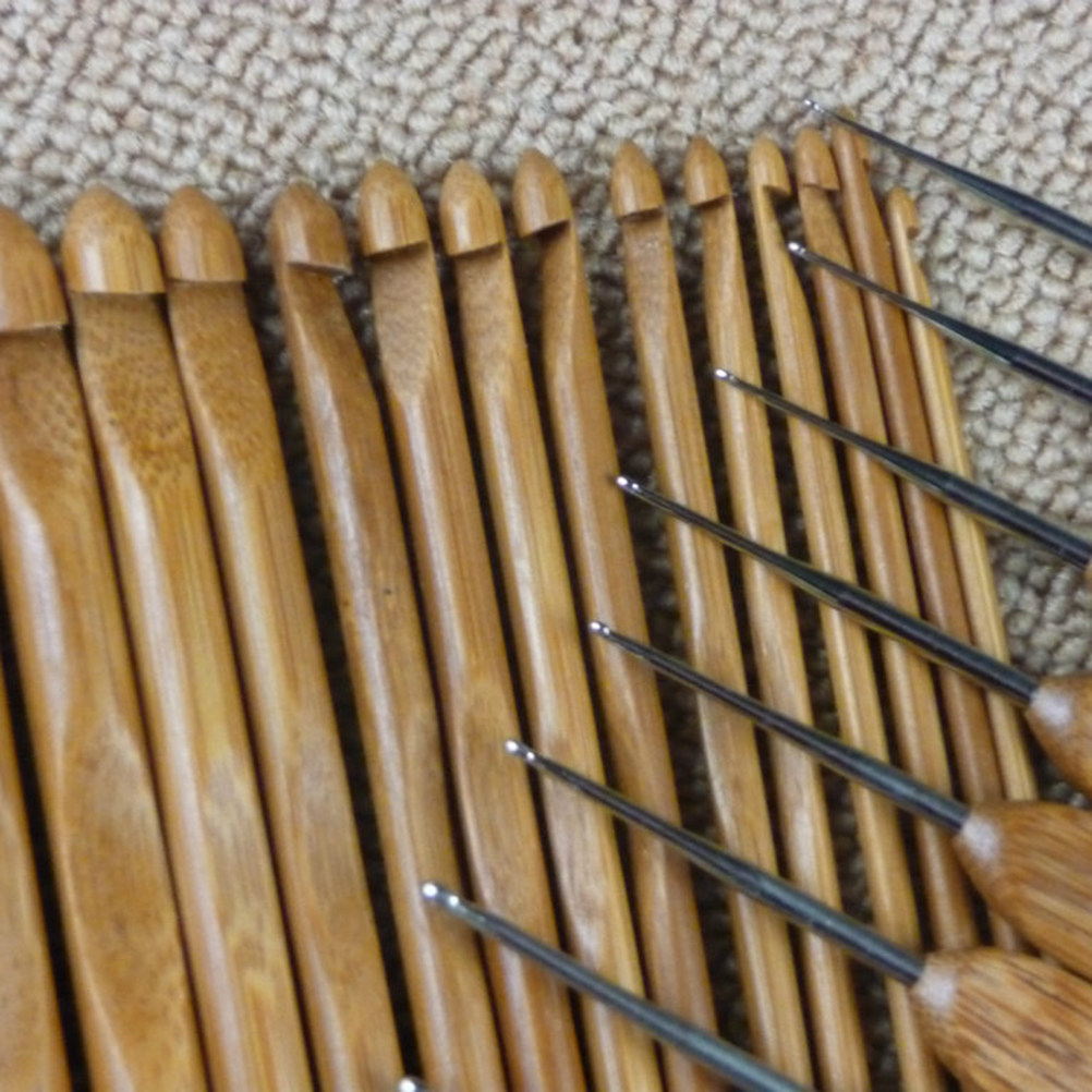 12本セット 木製編み針セット 高級木製かぎ針 人間工学に基 - Wooden Crochet Hooks Ergonomic Handle のレビューと価格
