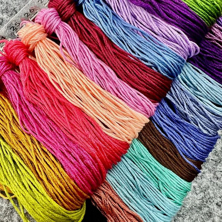 [ZZ8369-星空の下の机]11CT 14CT 16CT  - Cotton Embroidery Thread Skeins のレビューと価格